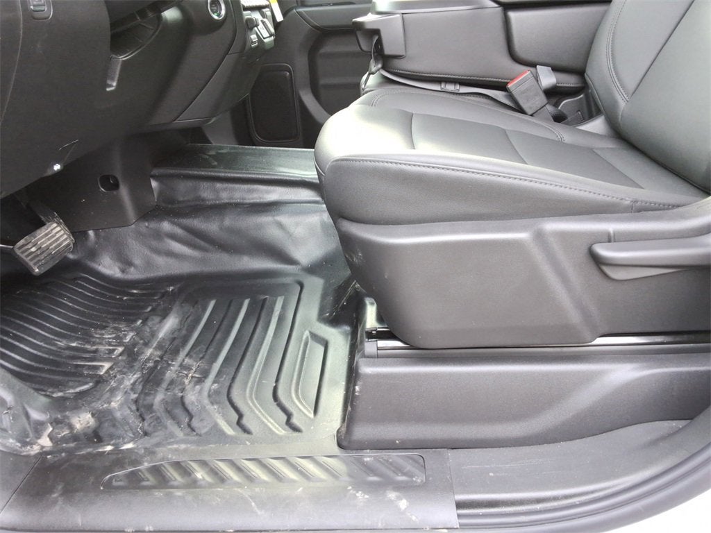 2026 Chevrolet Silverado 3500 HD WT DRW