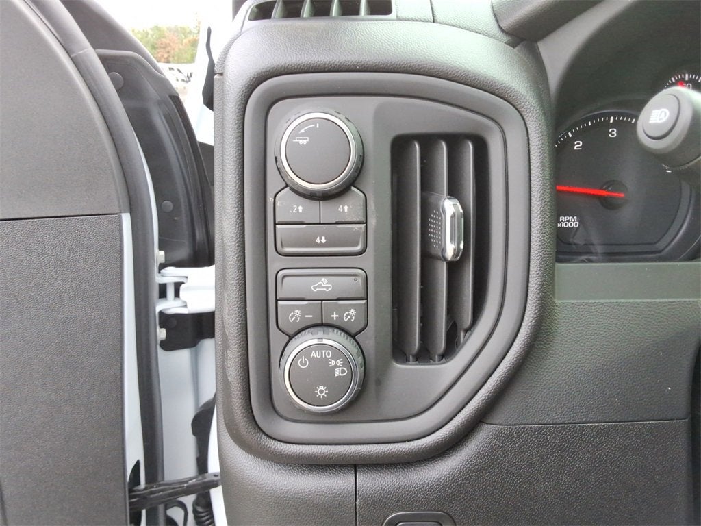 2026 Chevrolet Silverado 3500 HD WT DRW