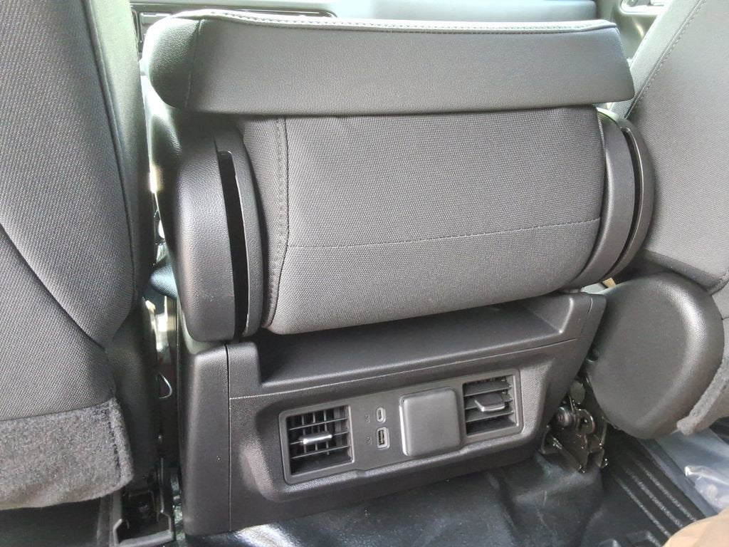 2026 Chevrolet Silverado 3500 HD Chassis Cab LT
