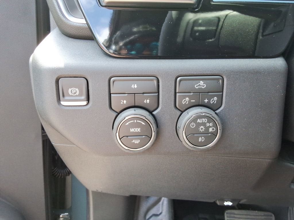 2026 Chevrolet Silverado 3500 HD Chassis Cab LT