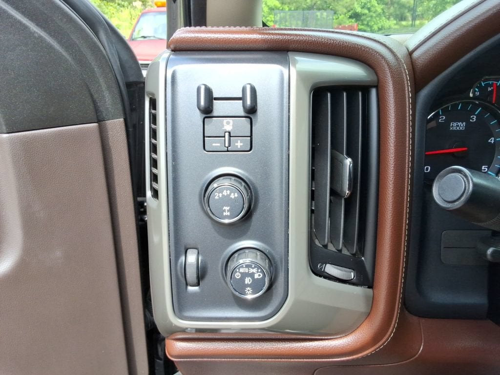 2017 Chevrolet Silverado 3500 HD High Country
