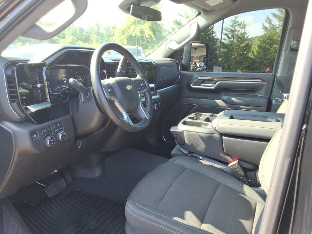 2025 Chevrolet Silverado 3500 HD LT DRW