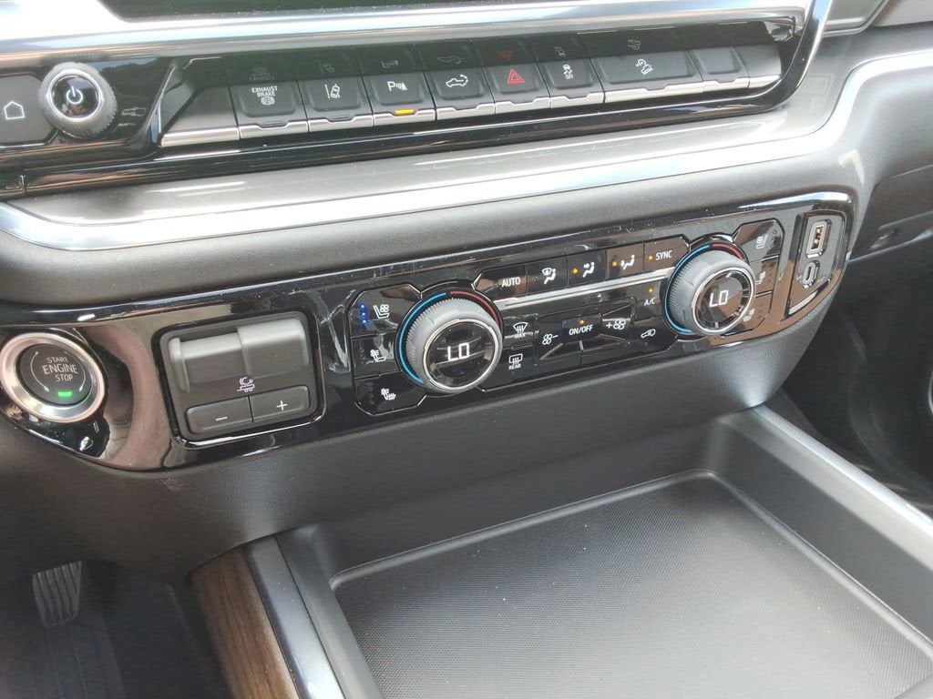 2026 Chevrolet Silverado 3500 HD High Country