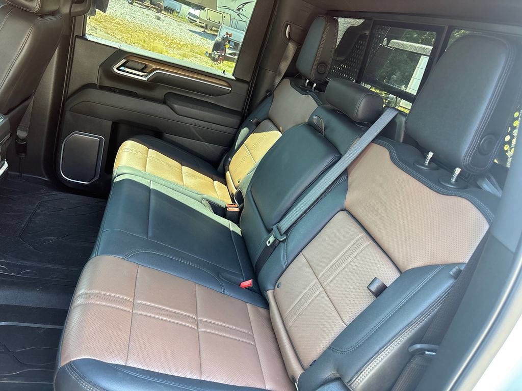 2025 Chevrolet Silverado 3500 HD High Country DRW