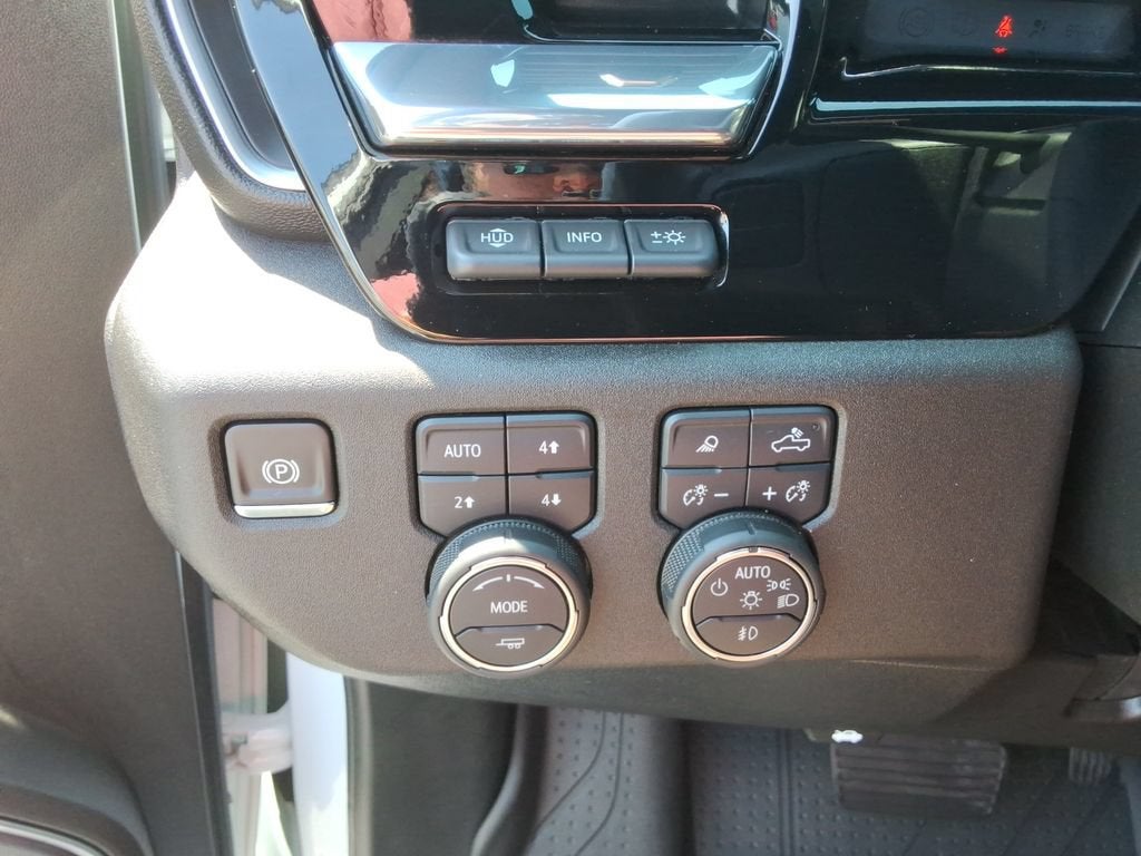 2025 Chevrolet Silverado 3500 HD High Country DRW