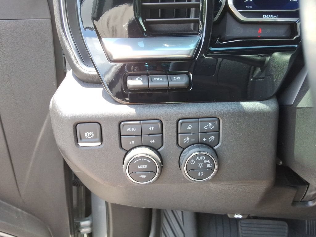2025 Chevrolet Silverado 3500 HD High Country