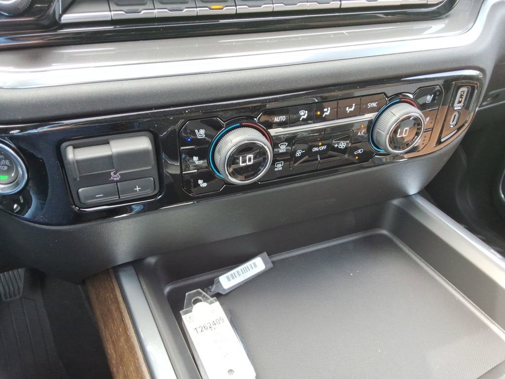 2026 Chevrolet Silverado 3500 HD High Country