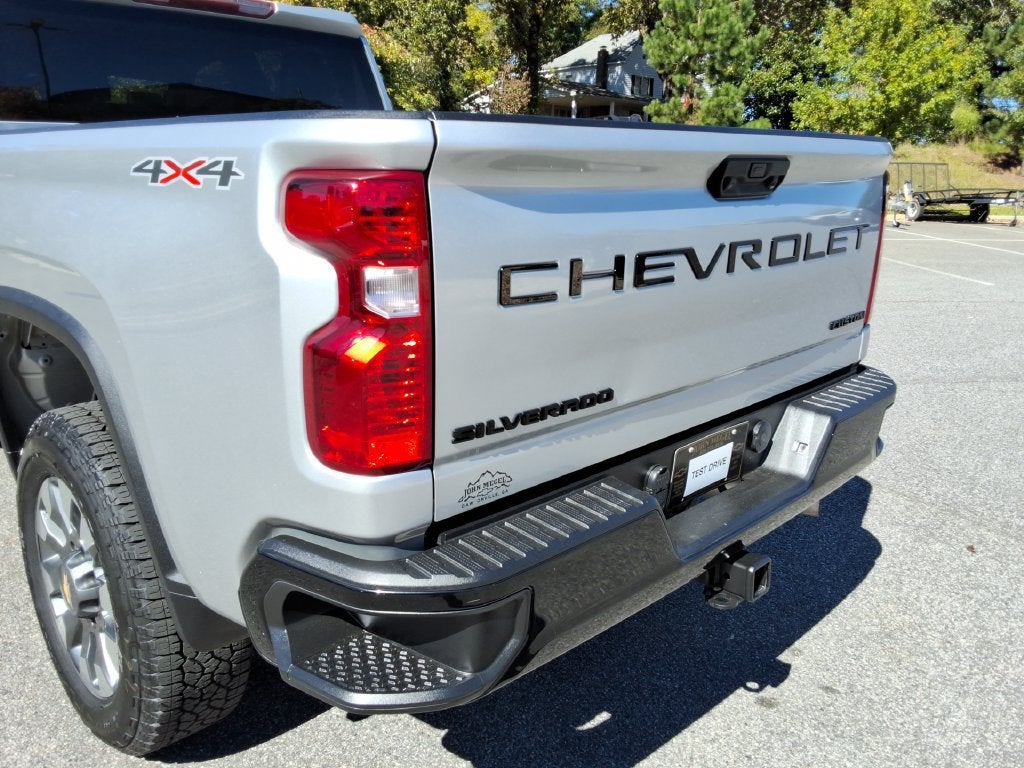 2022 Chevrolet Silverado 2500 HD Custom