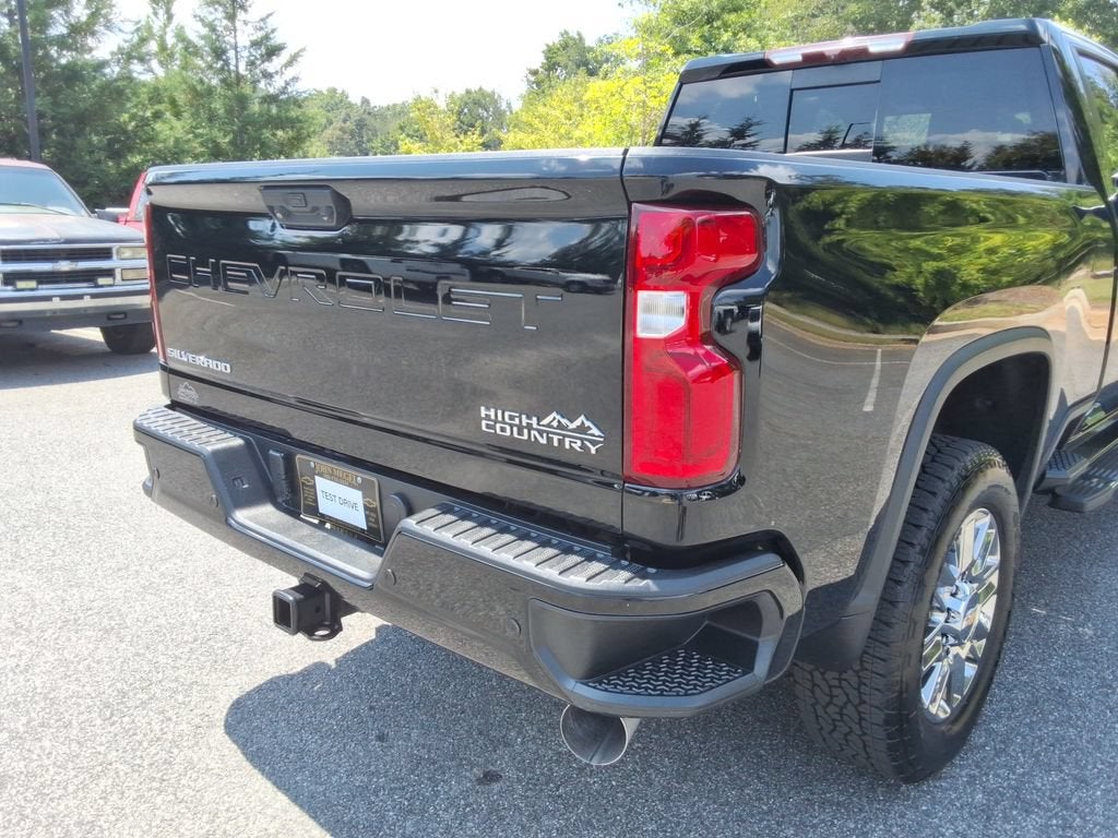 2022 Chevrolet Silverado 3500 HD High Country