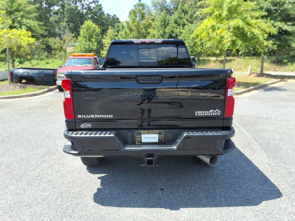 2022 Chevrolet Silverado 3500 HD High Country