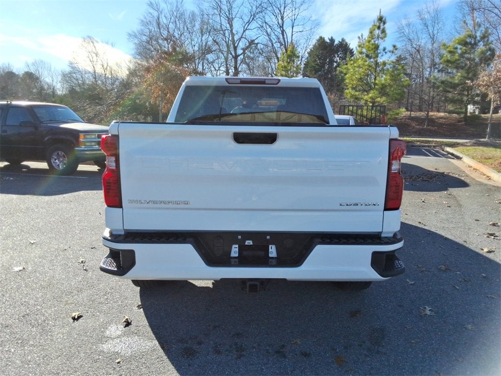 2024 Chevrolet Silverado 1500 Custom