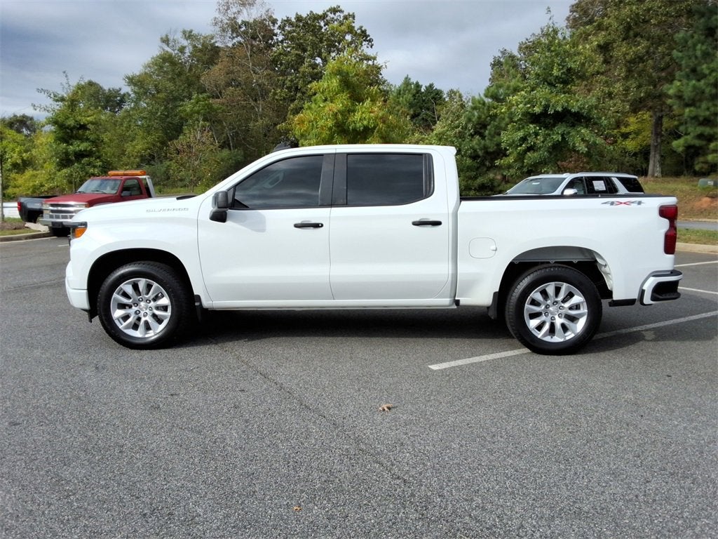 2022 Chevrolet Silverado 1500 Custom