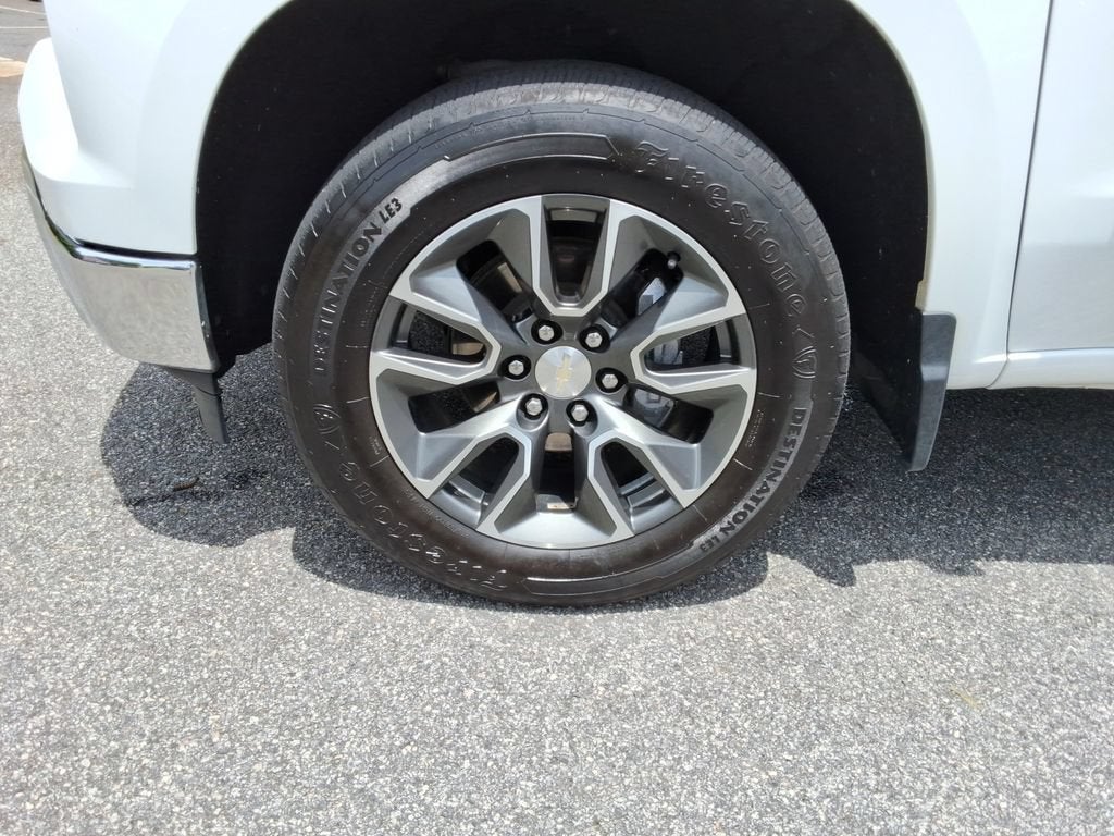 Photo 10
