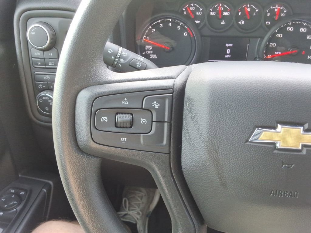 2025 Chevrolet Silverado 1500 Custom