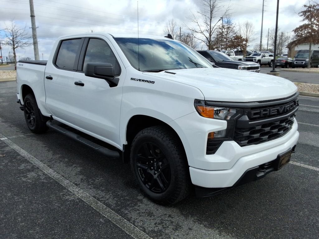 2025 Chevrolet Silverado 1500 Custom