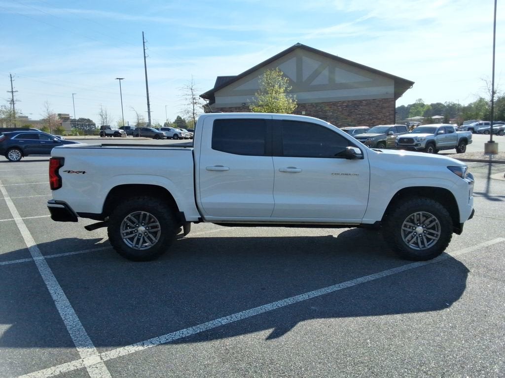2024 Chevrolet Colorado LT