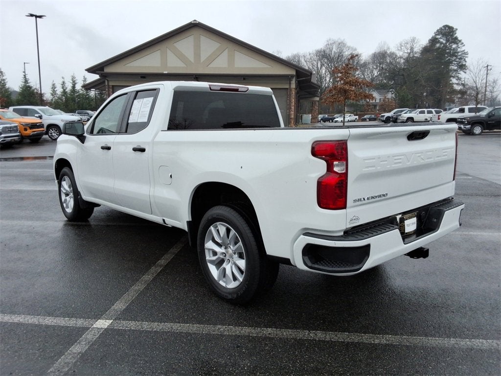 2022 Chevrolet Silverado 1500 Custom