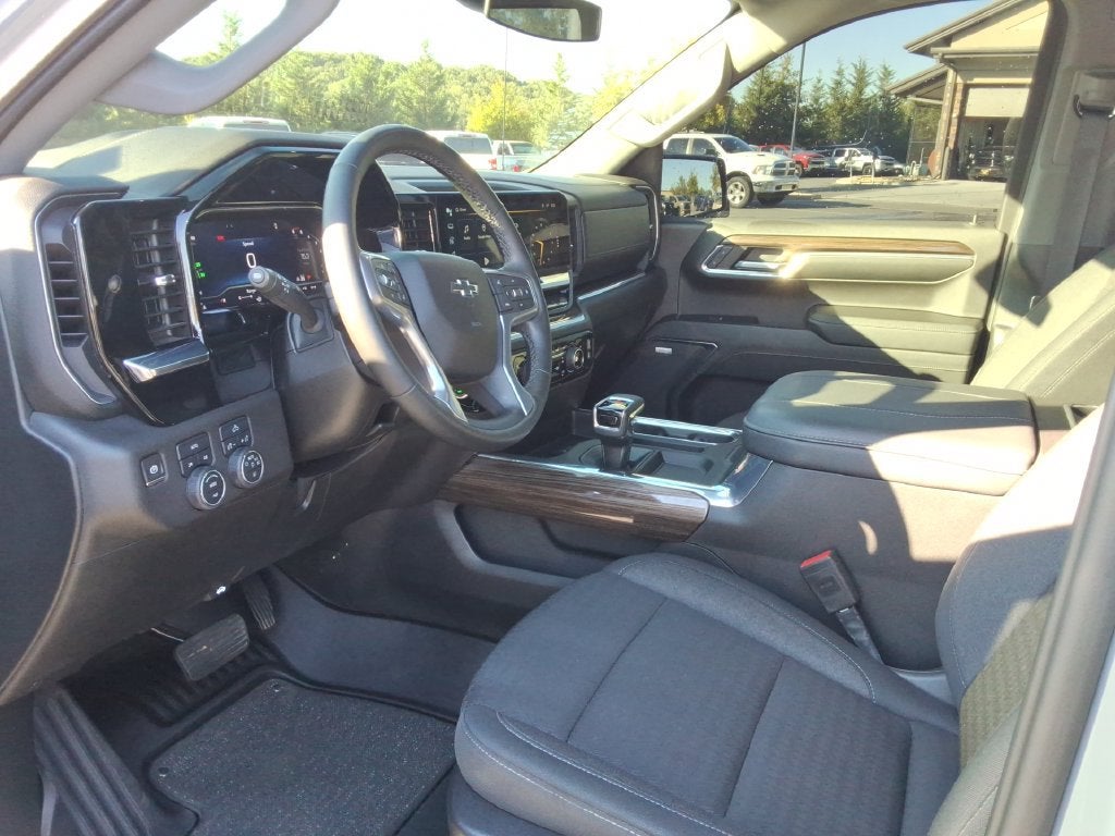 2024 Chevrolet Silverado 1500 RST - Photo 22