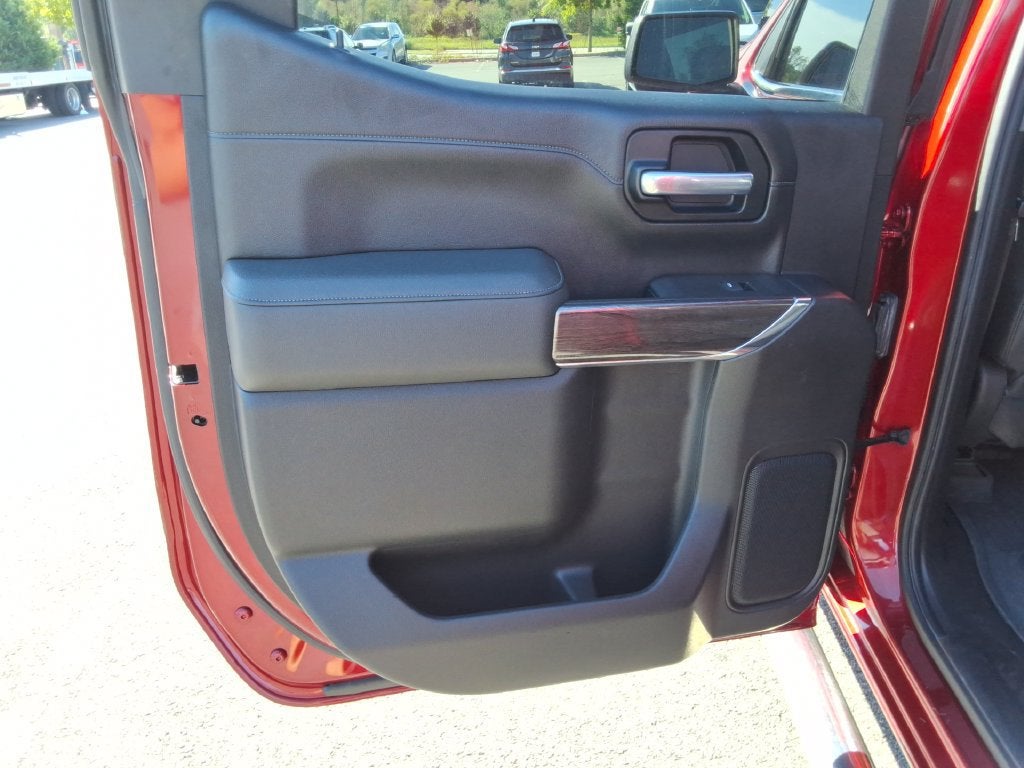 2021 Chevrolet Silverado 1500 LTZ - Photo 19
