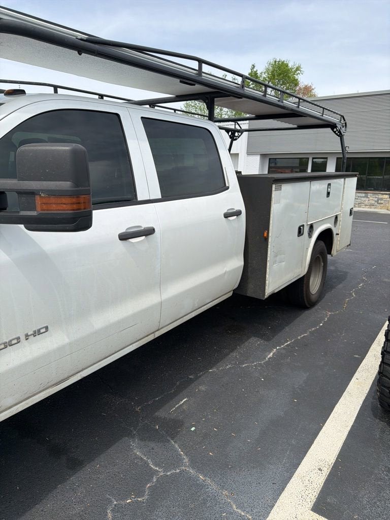 2015 GMC Sierra 3500 HD Chassis Cab NA
