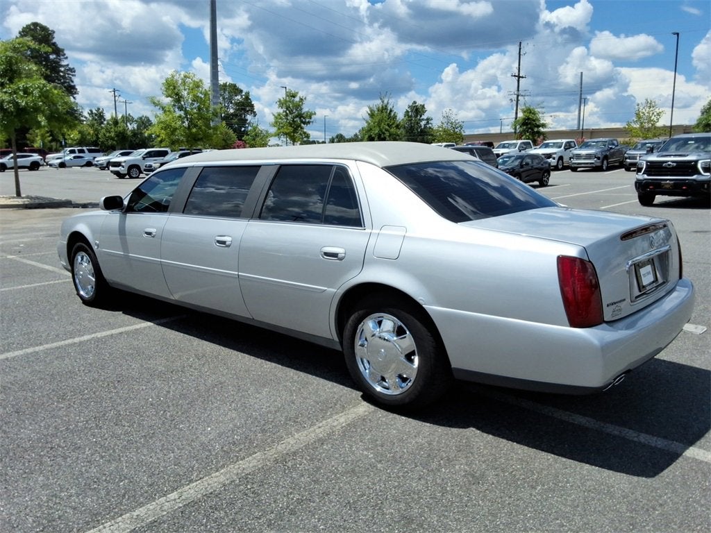 2003 Cadillac Deville Limousine