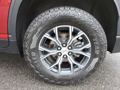 2024 GMC Acadia AT4