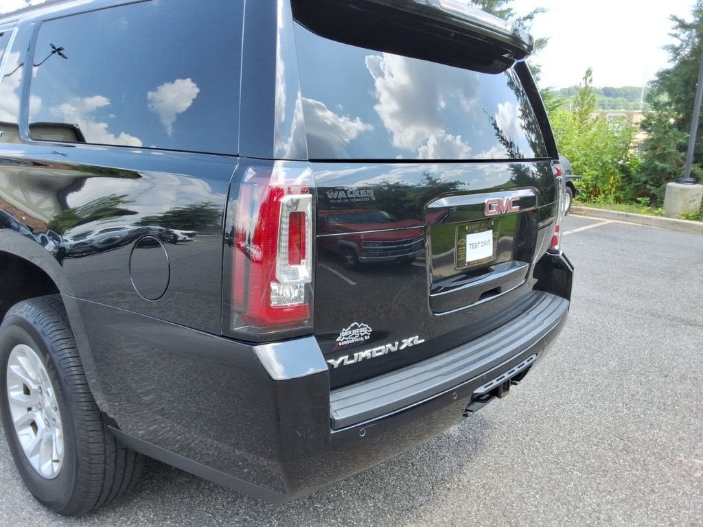 2017 GMC Yukon XL SLT