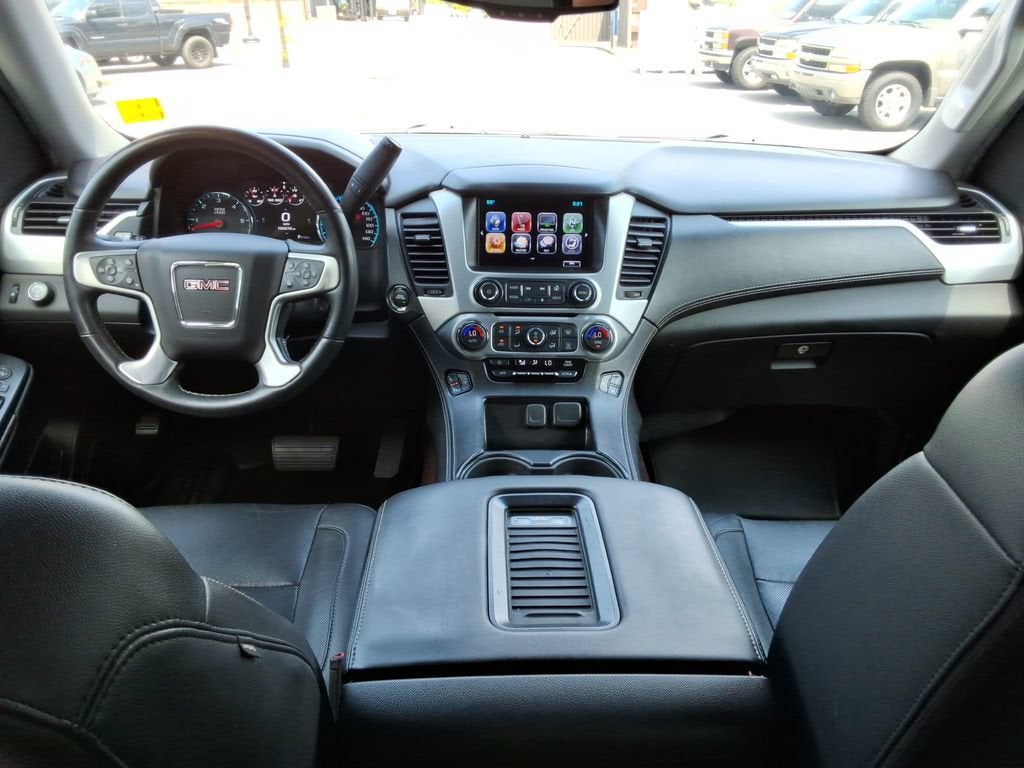 2017 GMC Yukon XL SLT