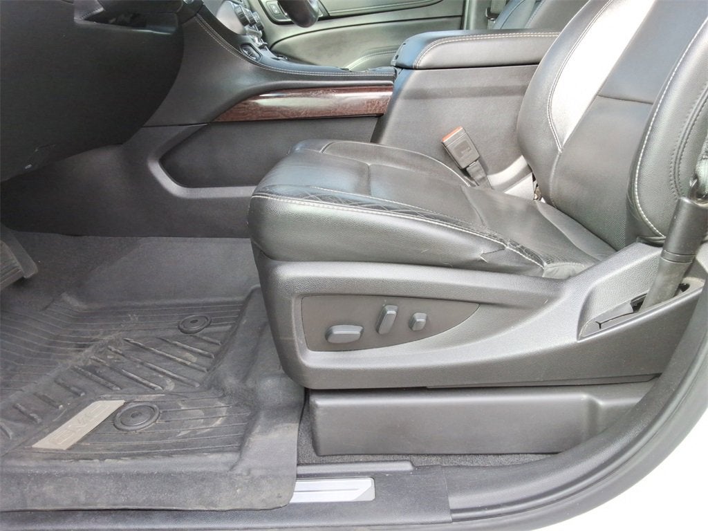 2020 GMC Yukon XL SLT