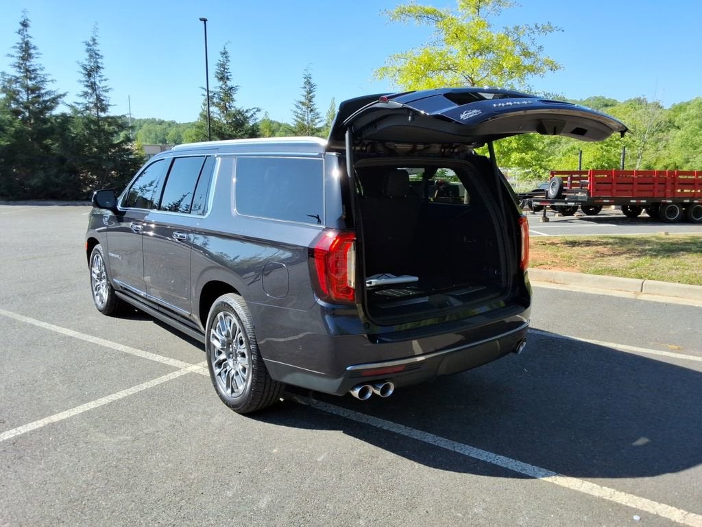 2023 GMC Yukon XL Denali Ultimate