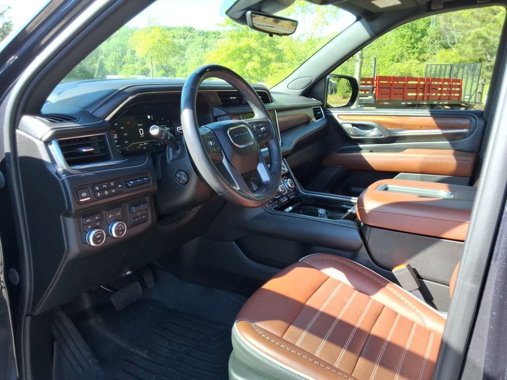 2023 GMC Yukon XL Denali Ultimate