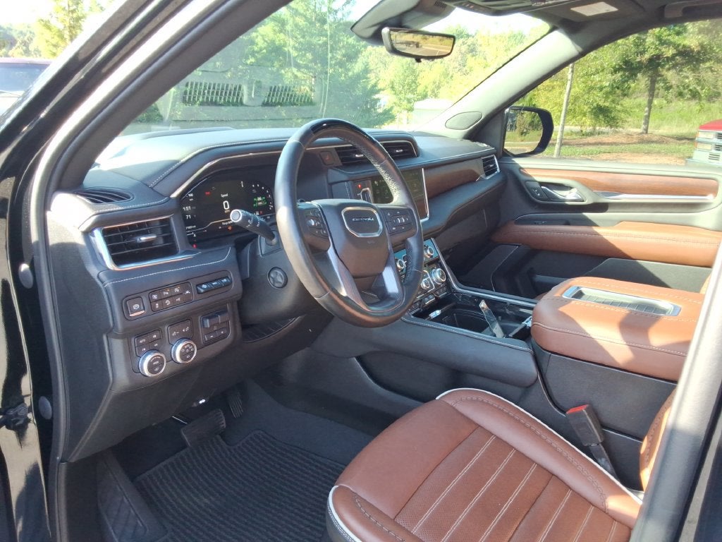 2023 GMC Yukon XL Denali Ultimate