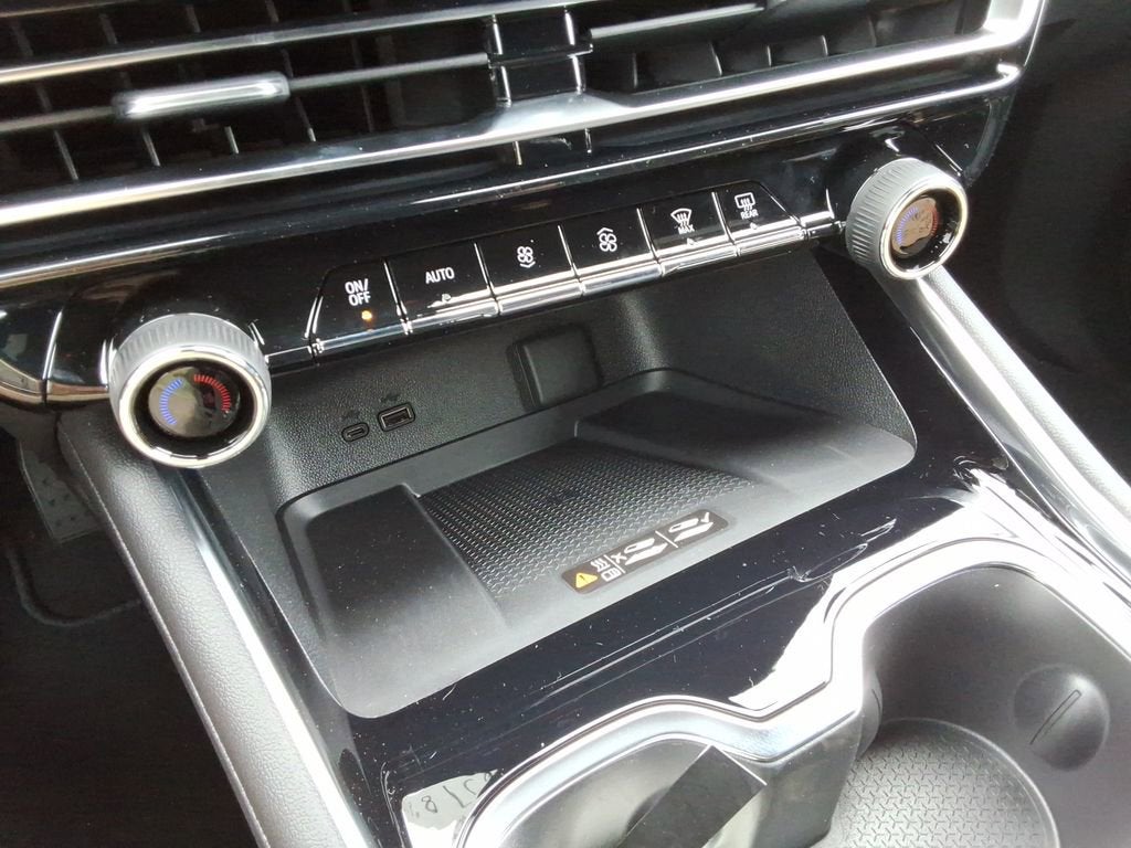 2026 Chevrolet Traverse LT - Photo 29
