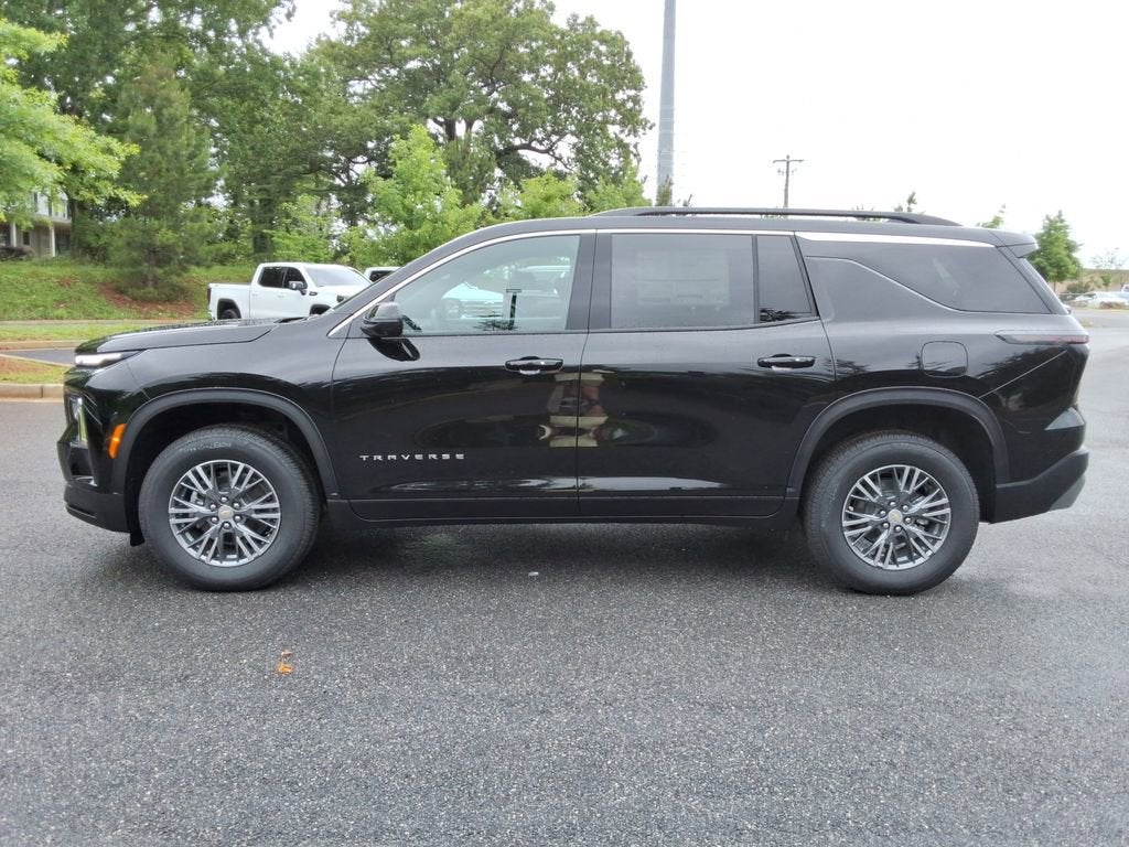 2026 Chevrolet Traverse LT - Photo 8