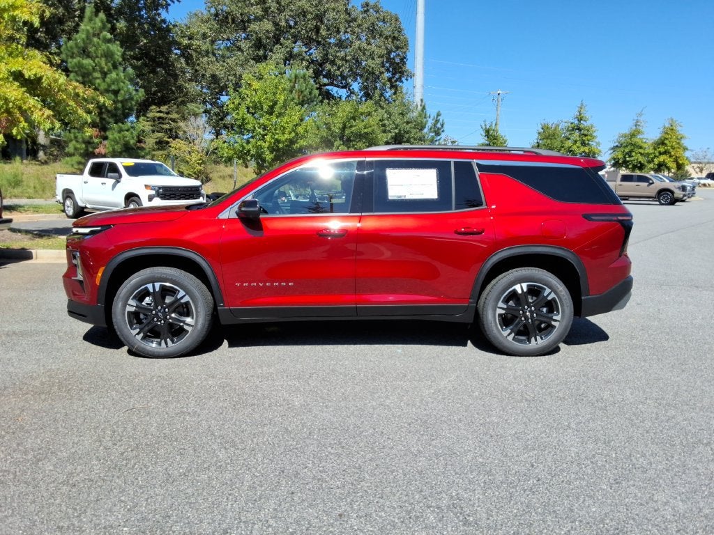 2027 Chevrolet Traverse LT