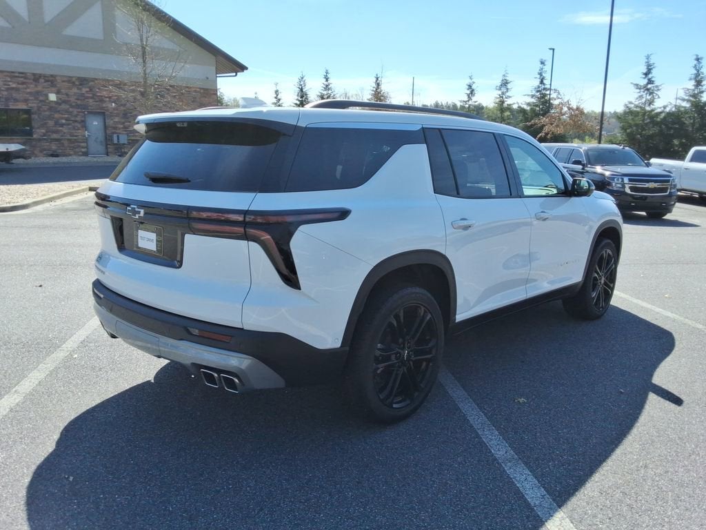 2026 Chevrolet Traverse LT - Photo 5