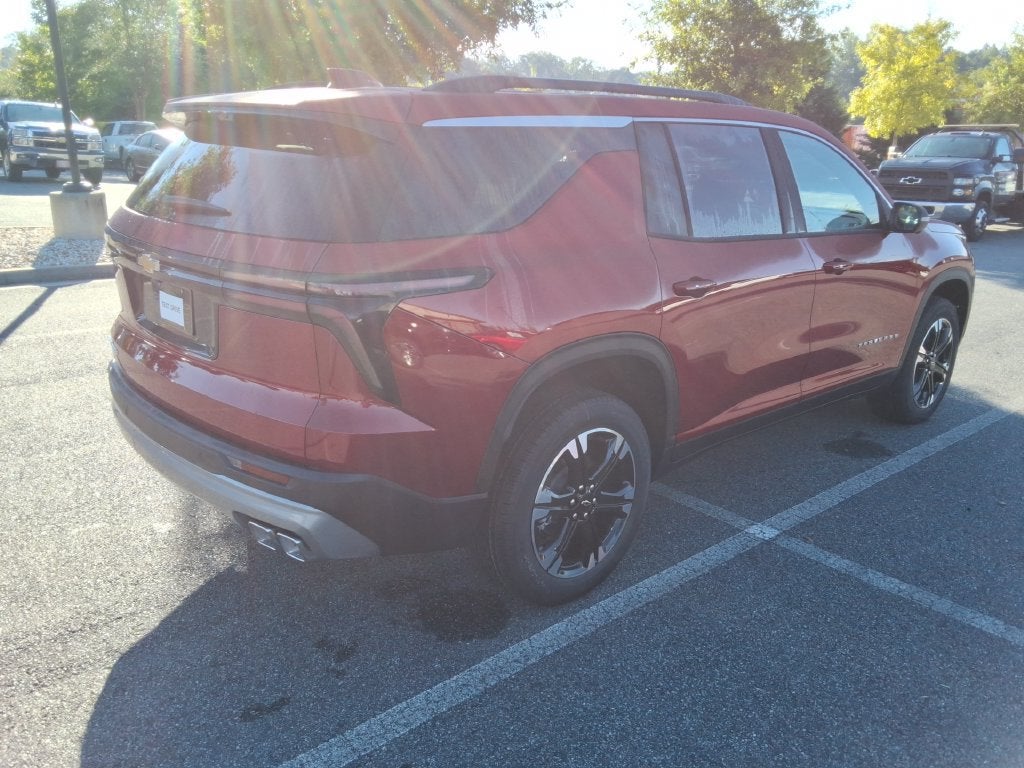 2027 Chevrolet Traverse LT