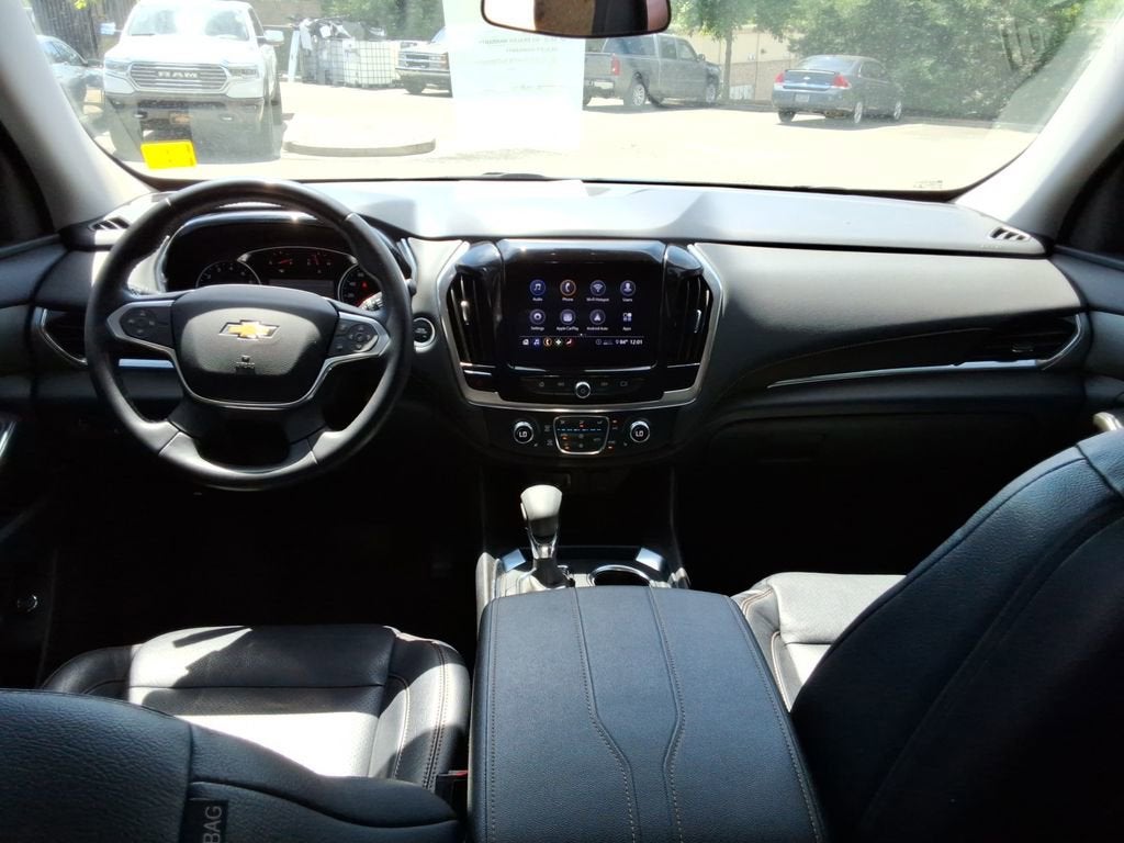2021 Chevrolet Traverse LT Cloth