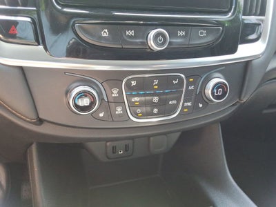 2021 Chevrolet Traverse LT Cloth