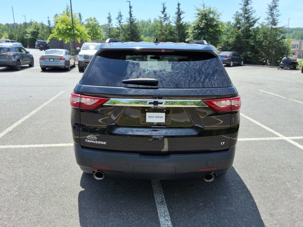 2021 Chevrolet Traverse LT Cloth