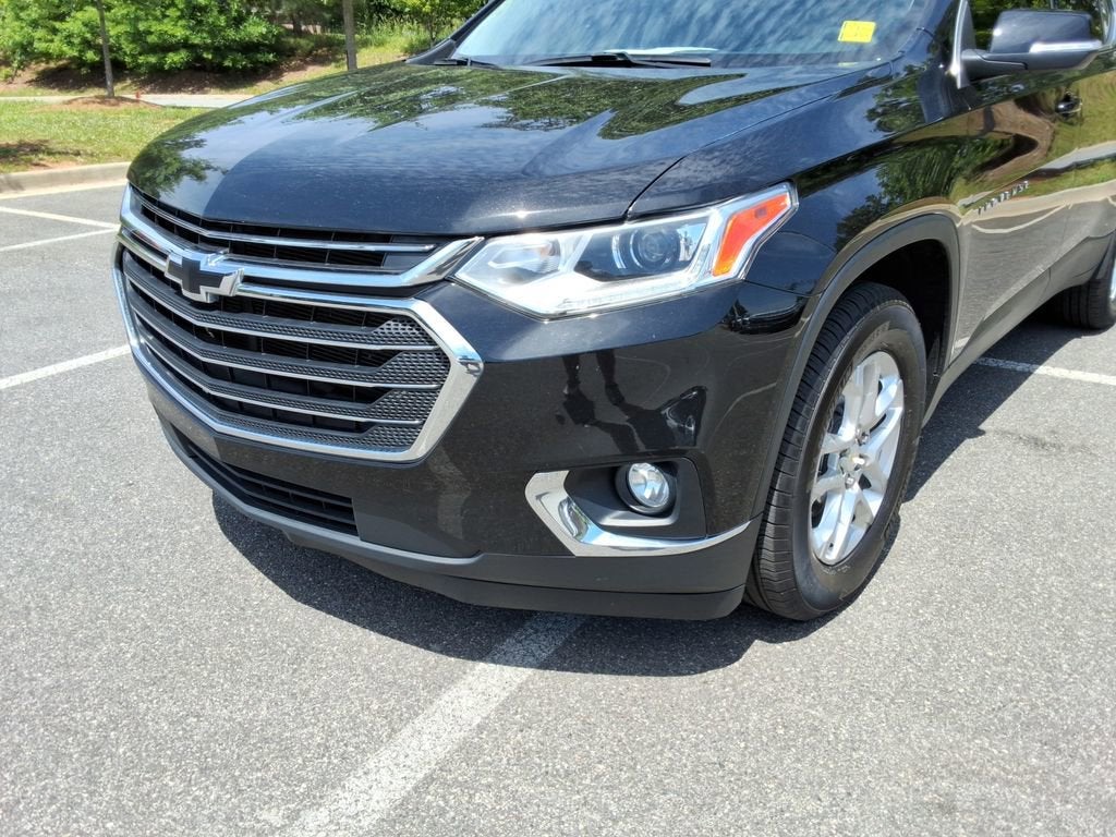 2021 Chevrolet Traverse LT Cloth