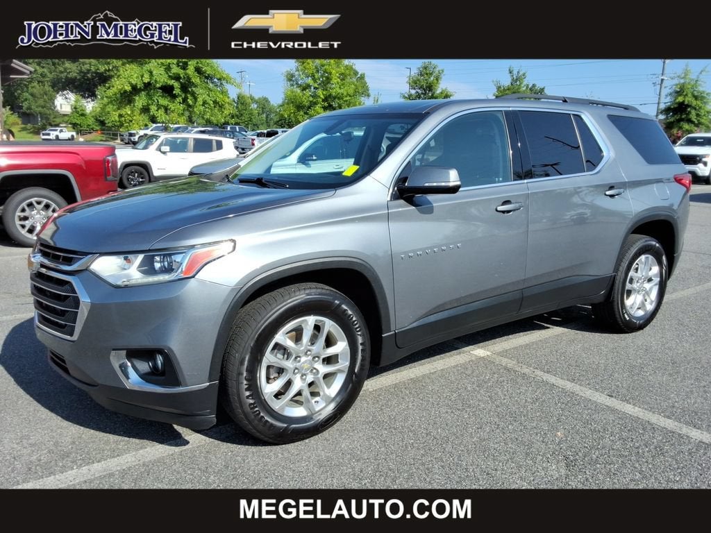 2020 Chevrolet Traverse LT Cloth