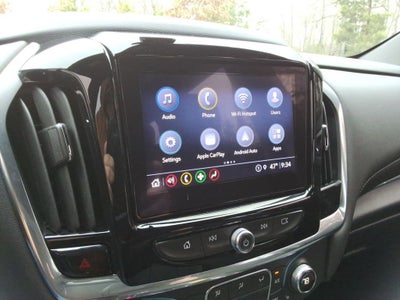 2022 Chevrolet Traverse LT Cloth