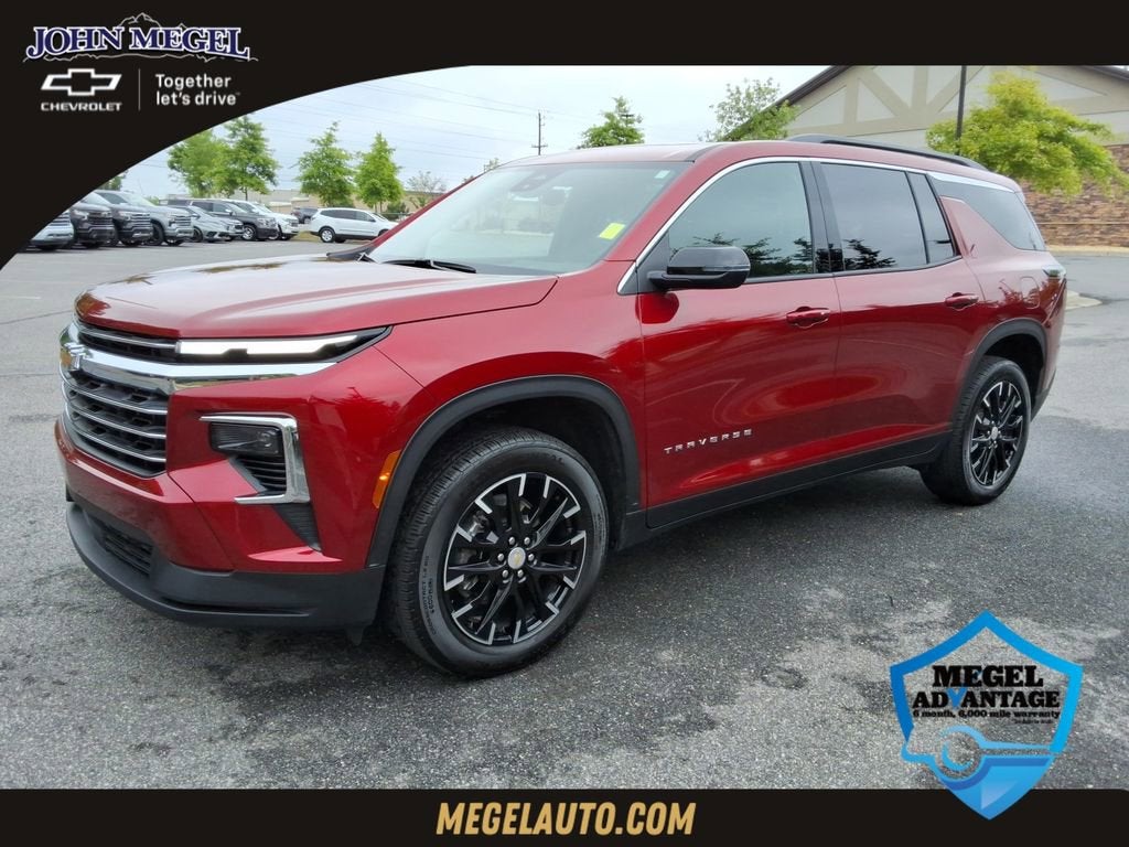 2025 Chevrolet Traverse LT