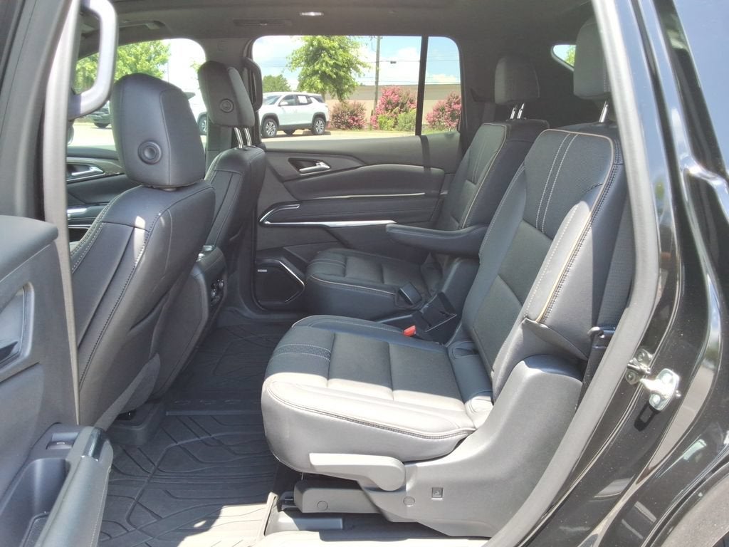 2025 Chevrolet Traverse High Country