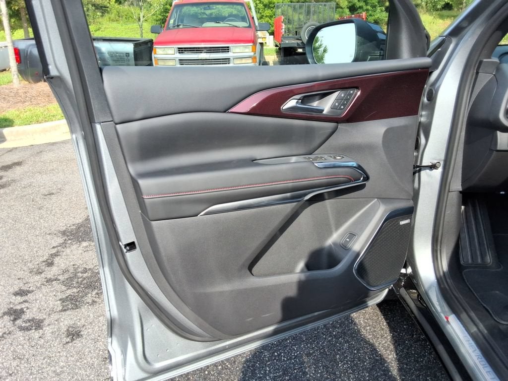 2027 Chevrolet Traverse RS
