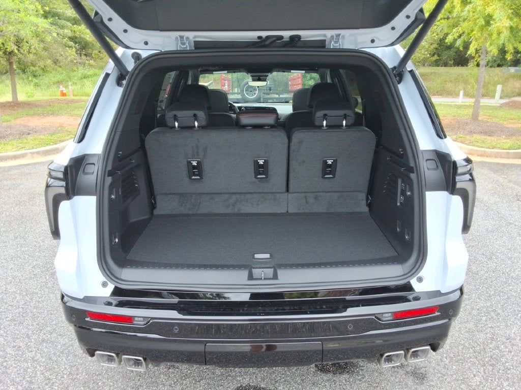 2027 Chevrolet Traverse RS