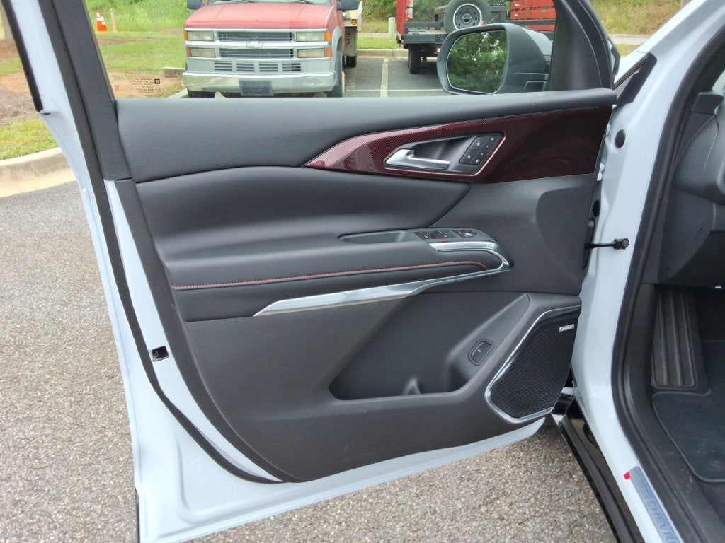 2027 Chevrolet Traverse RS