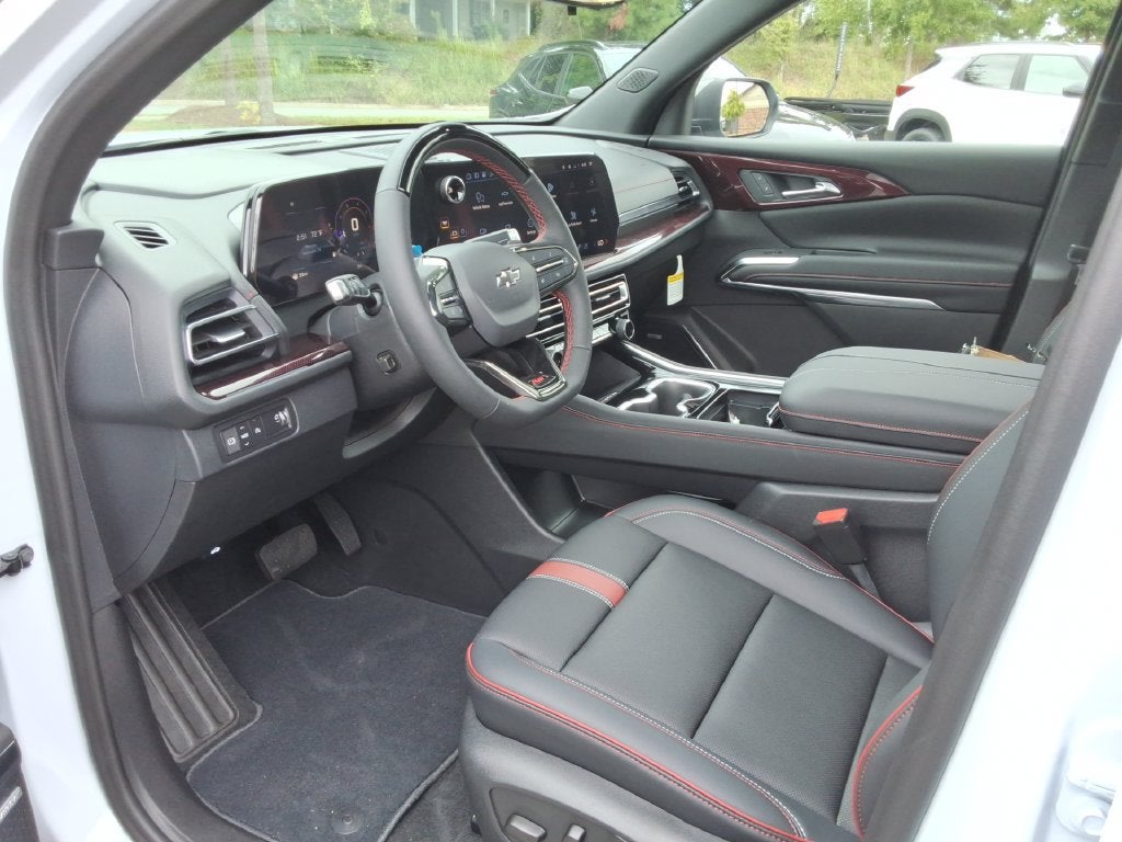 2027 Chevrolet Traverse RS