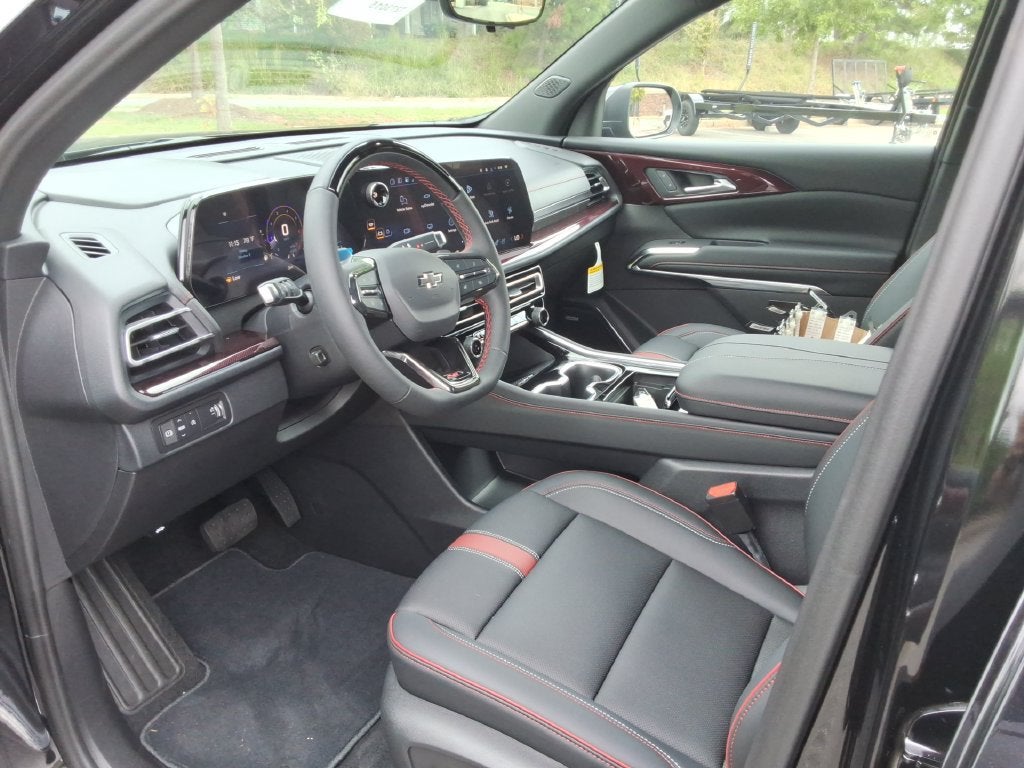 2027 Chevrolet Traverse RS